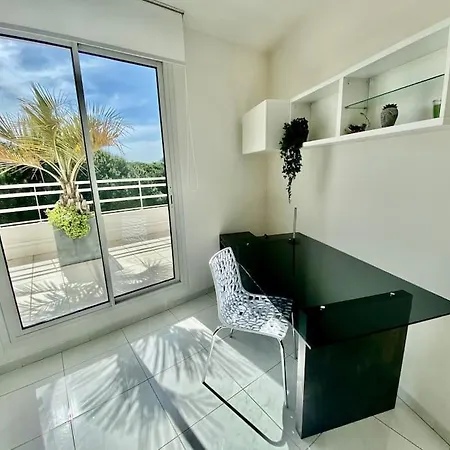 Pgh N1 - Roof-top & Parking Prive, A 2 Pas Du Golf Apartment *